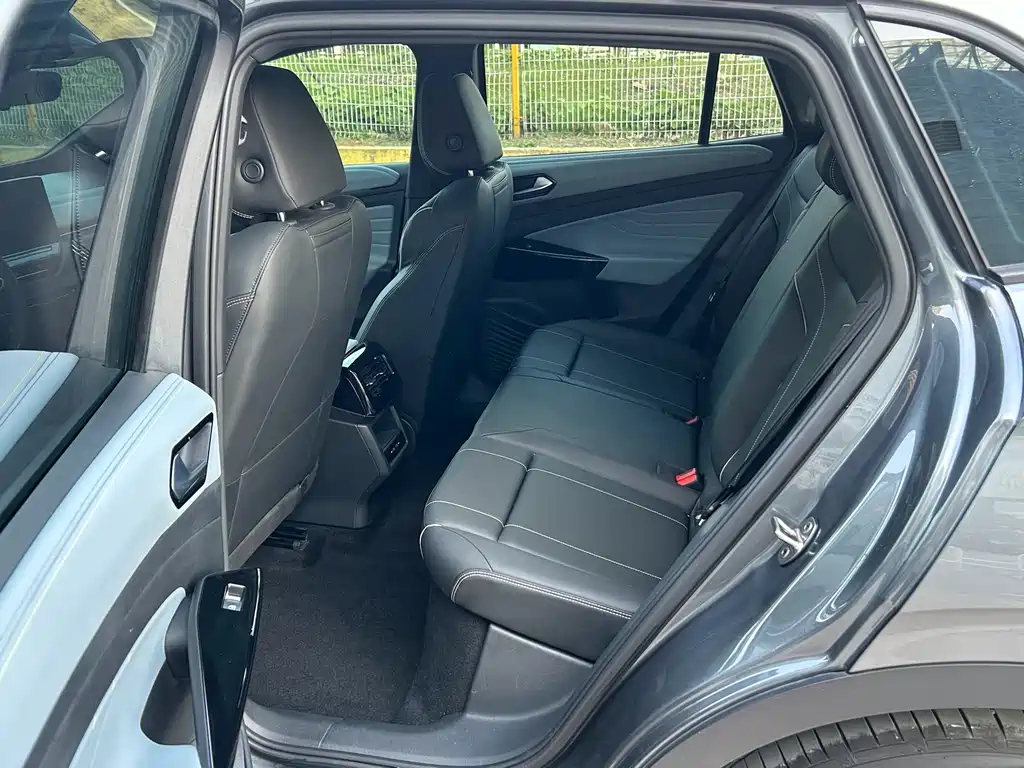 Volkswagen ID.4 X 2024 Pure Intelligent Enjoyment Edition 2024 - thumbnail 10