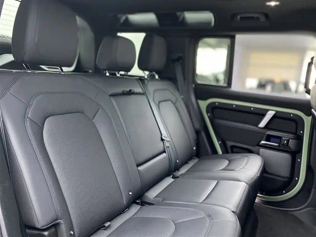 Land Rover Land Rover Defender 2023 110 3.0T P400 75th Anniversary Legend Edition 2023 - thumbnail 12