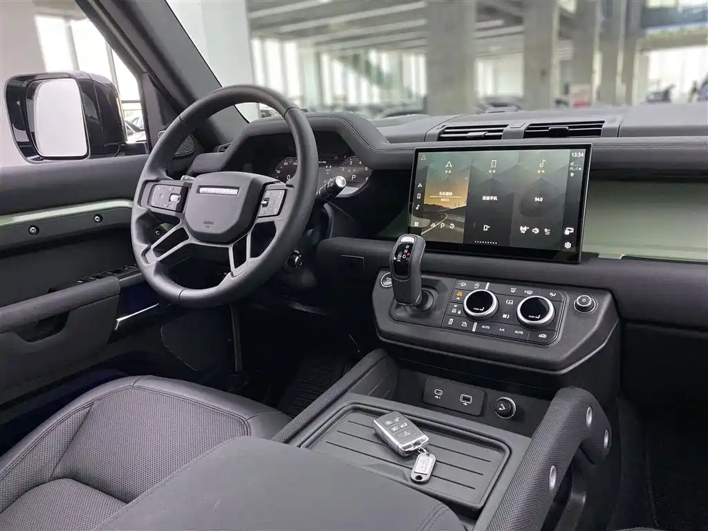 Land Rover Land Rover Defender 2023 110 3.0T P400 75th Anniversary Legend Edition 2023 - thumbnail 13