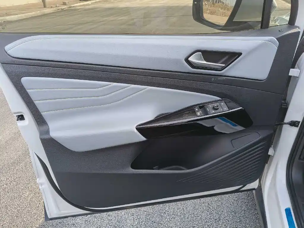 Volkswagen ID.4 X 2025 Smart Pure Intelligent Enjoyment Edition 2025 - thumbnail 17