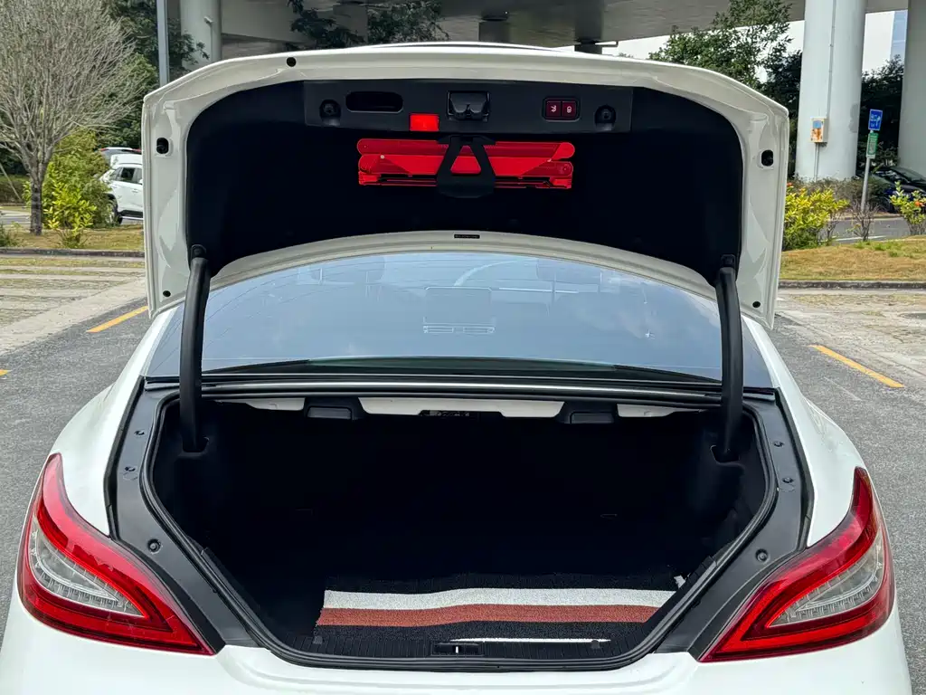 Mercedes-Benz Mercedes-Benz CLS AMG 2015 AMG CLS 63 4MATIC 2016 - thumbnail 9