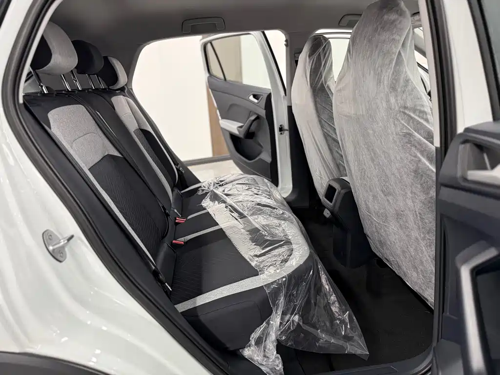 Volkswagen Tharu 2026 New Sharp 1.5L Sharp Advance Edition 2026 - thumbnail 15