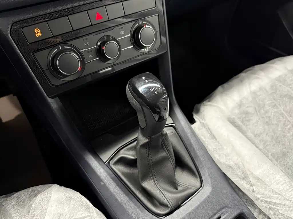 Volkswagen Tharu 2026 New Sharp 1.5L Sharp Advance Edition 2026 - thumbnail 26