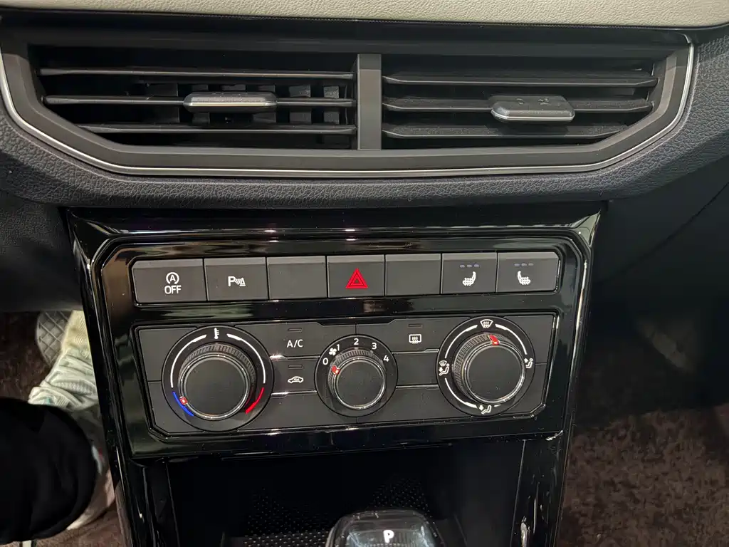 Volkswagen Tharu 2026 New锐 1.5L Creative Edition 2025 - thumbnail 5