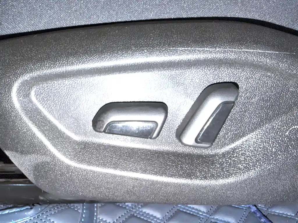 Volkswagen Tharu 2026 New Sharp 1.5L Keen Edition 2025 - thumbnail 10