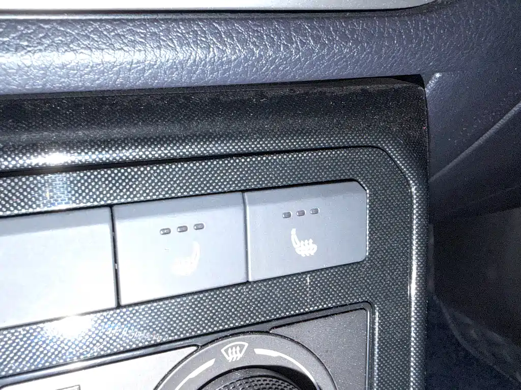 Volkswagen Tharu 2026 New Sharp 1.5L Keen Edition 2025 - thumbnail 11