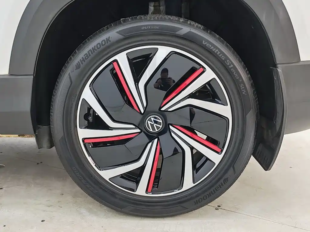 Volkswagen Tiguan 2023 300TSI FWD Moon尊 Edition 2023 - thumbnail 18