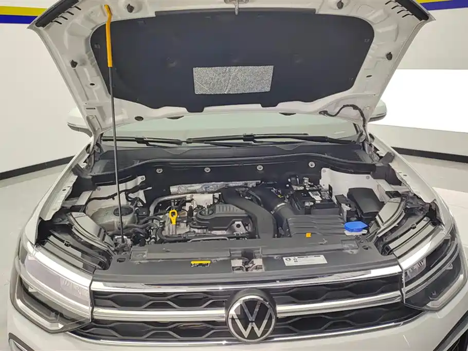 Volkswagen Tharu 2023 300TSI FWD Moonlight Edition 2024 - thumbnail 10