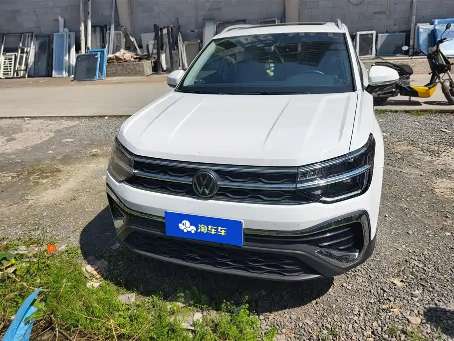 Volkswagen Tharu 2023 300TSI FWD Moonlight Edition 2023 - thumbnail 2