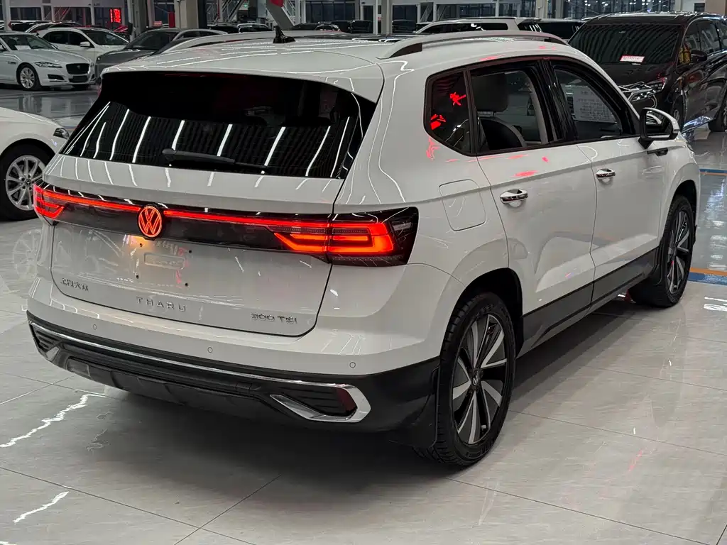 Volkswagen Tharu 2023 300TSI FWD Moonlight Edition 2024 - thumbnail 8