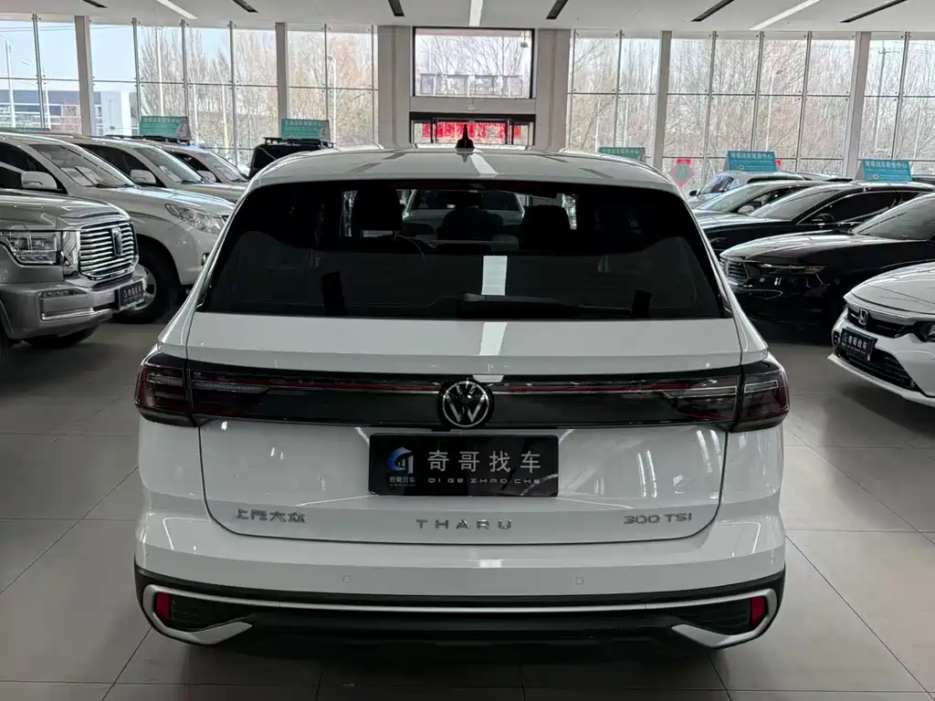Volkswagen Tharu 2023 300TSI FWD New Moon Edition 2024 - thumbnail 4