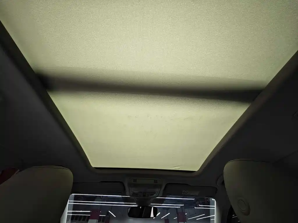 Volkswagen Tharu 2023 330TSI AWD Moon尊 Edition 2023 - thumbnail 9