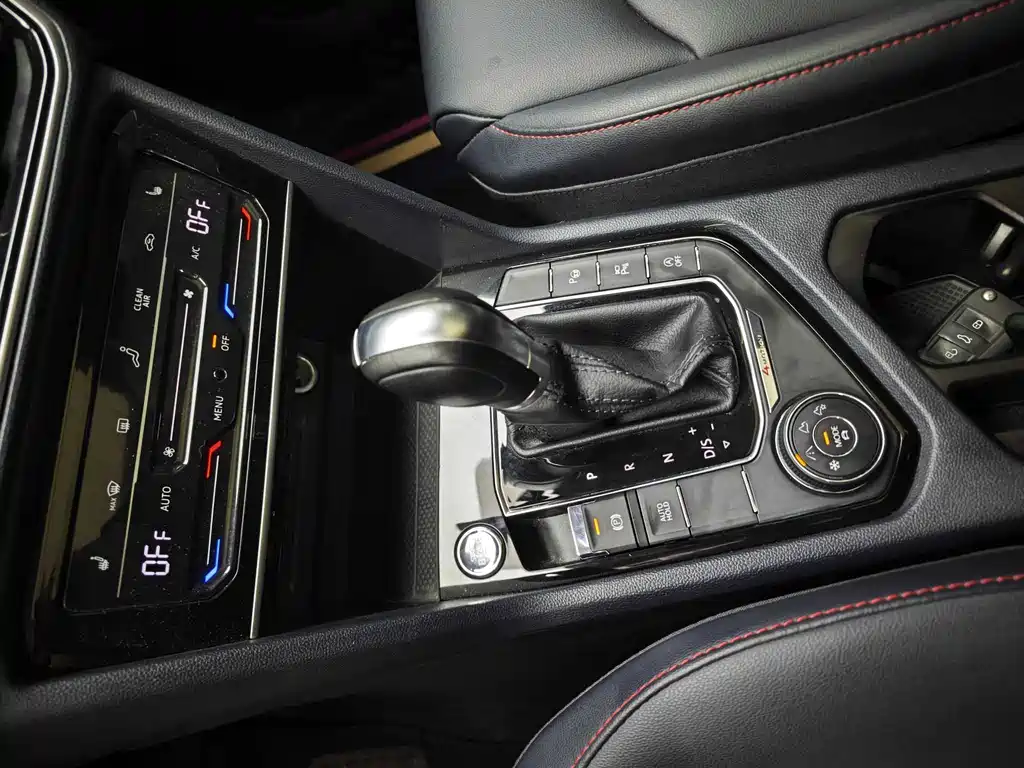 Volkswagen Tharu 2023 330TSI AWD Moon尊 Edition 2023 - thumbnail 11