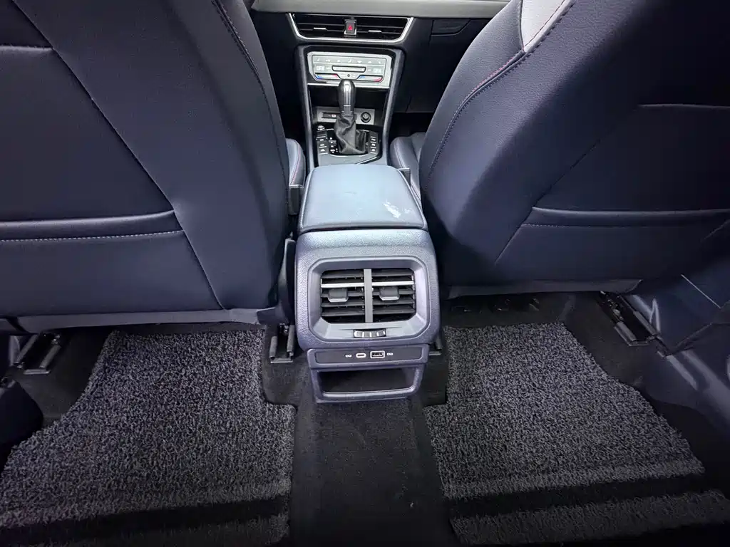 Volkswagen Tharu 2023 300TSI FWD Moon尊 Edition 2023 - thumbnail 7