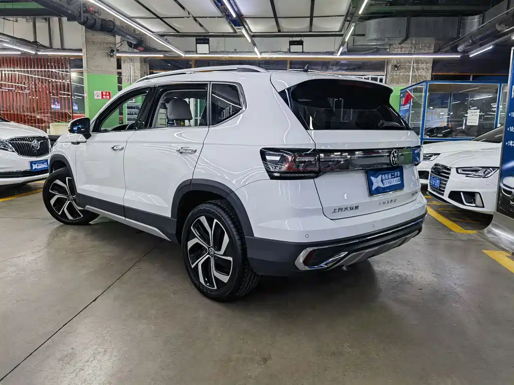 Volkswagen Tharu 2023 300TSI FWD Full Moon Edition 2023 - thumbnail 6