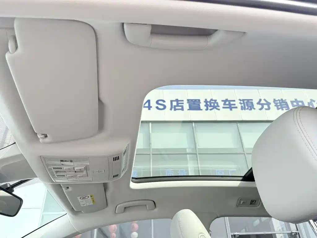 Volkswagen Tharu 2023 300TSI FWD Full Moon Edition 2024 - thumbnail 16