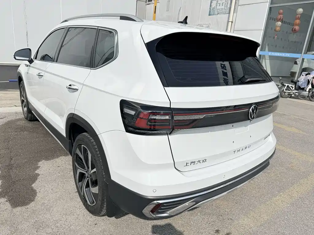 Volkswagen Tharu 2023 300TSI FWD Full Moon Edition 2024 - thumbnail 23