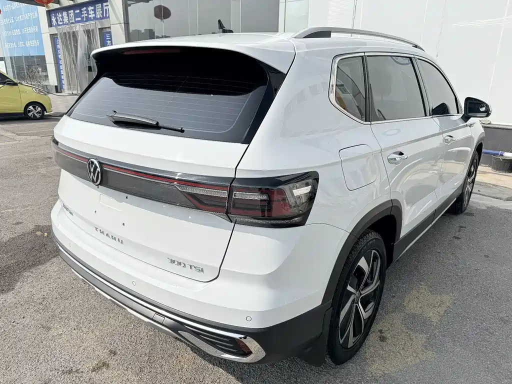 Volkswagen Tharu 2023 300TSI FWD Full Moon Edition 2024 - thumbnail 24