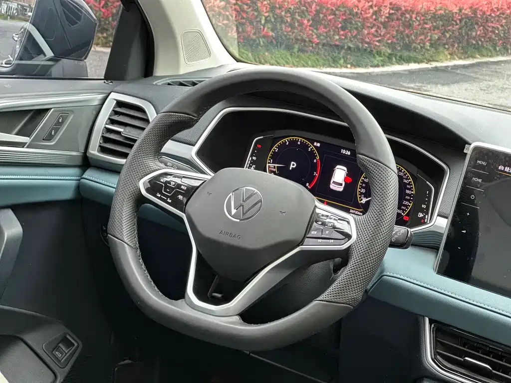 Volkswagen Tharu 2023 300TSI FWD Full Moon Edition 2023 - thumbnail 13