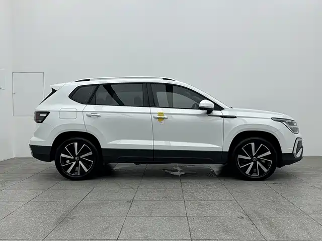 Volkswagen Tharu 2023 300TSI FWD Moonlight Edition 2024 - thumbnail 7