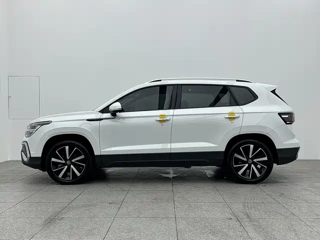 Volkswagen Tharu 2023 300TSI FWD Moonlight Edition 2024 - thumbnail 8