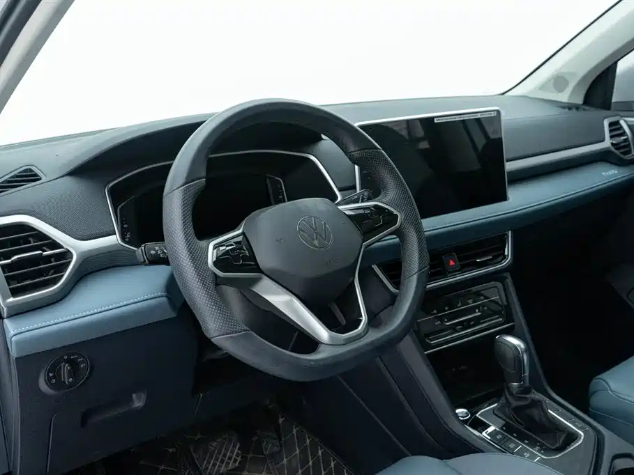 Volkswagen Tharu 2023 300TSI FWD Full Moon Edition 2023 - thumbnail 20