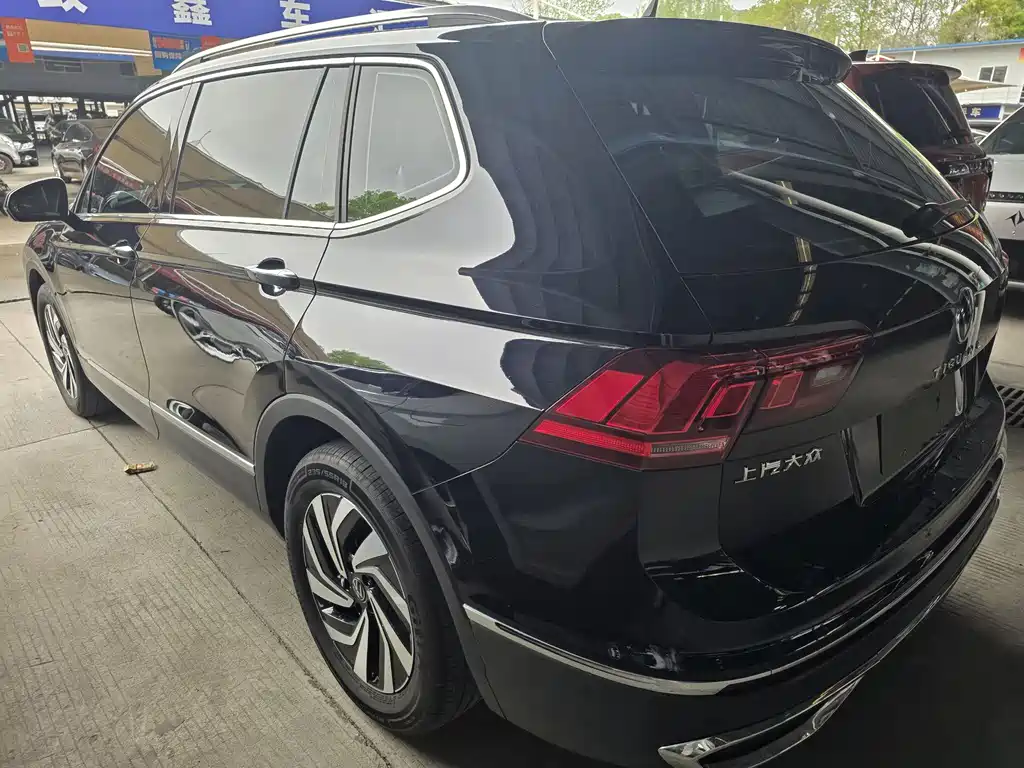 Volkswagen Tiguan L 2025 Outstanding 300TSI Auto 2WD Dragon Edition 2025 - thumbnail 13