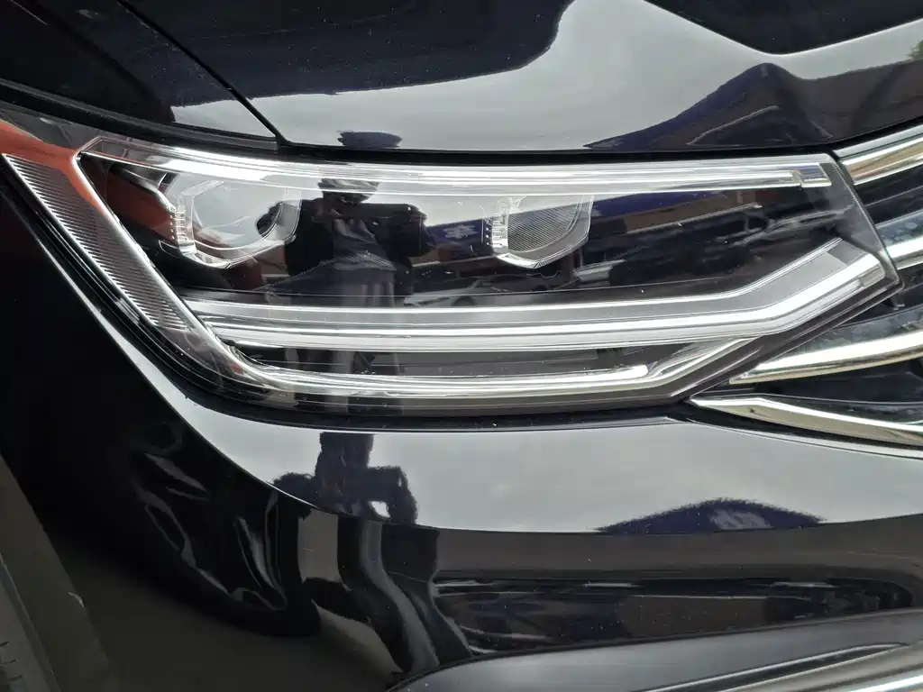 Volkswagen Tiguan L 2025 Outstanding 300TSI Auto 2WD Dragon Edition 2025 - thumbnail 14