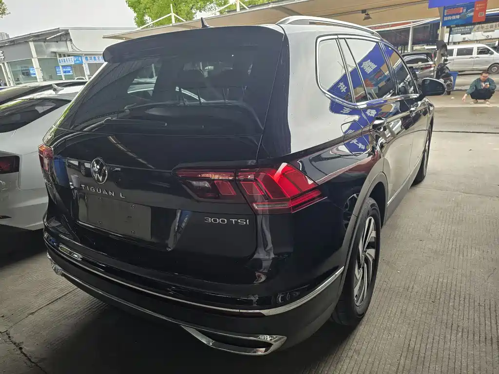 Volkswagen Tiguan L 2025 Outstanding 300TSI Auto 2WD Dragon Edition 2025 - thumbnail 19