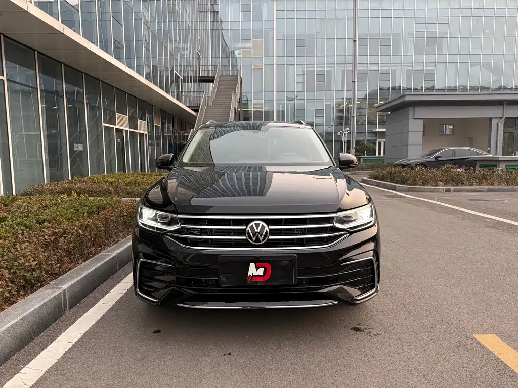 Volkswagen Tiguan L 2025 Outstanding Edition 330TSI Auto FWD R-Line Dragon Edition 2025 - thumbnail 2