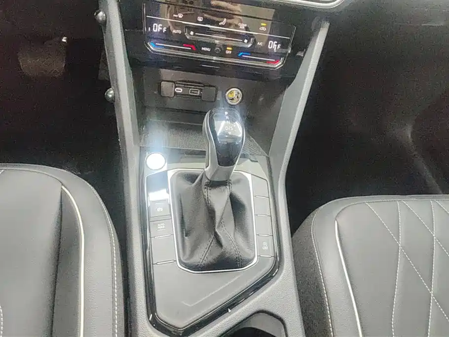 Volkswagen Tiguan L 2025 Outstanding 300TSI Auto 2WD Dragon Edition 2025 - thumbnail 15