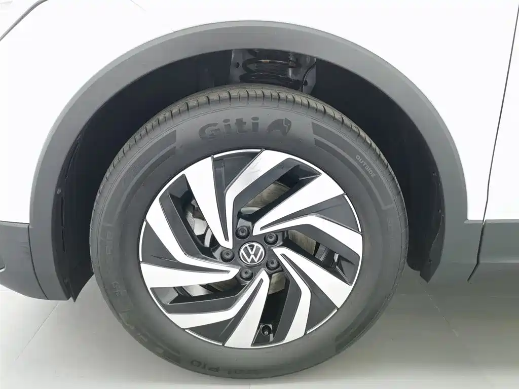 Volkswagen Tiguan L 2025 Outstanding 300TSI Auto 2WD Dragon Edition 2025 - thumbnail 17