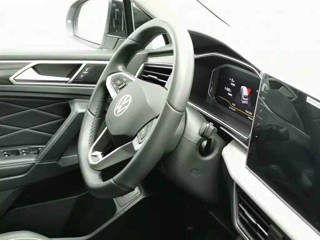 Volkswagen Tiguan L 2025 Outstanding 300TSI Auto 2WD Dragon Edition 2025 - thumbnail 22