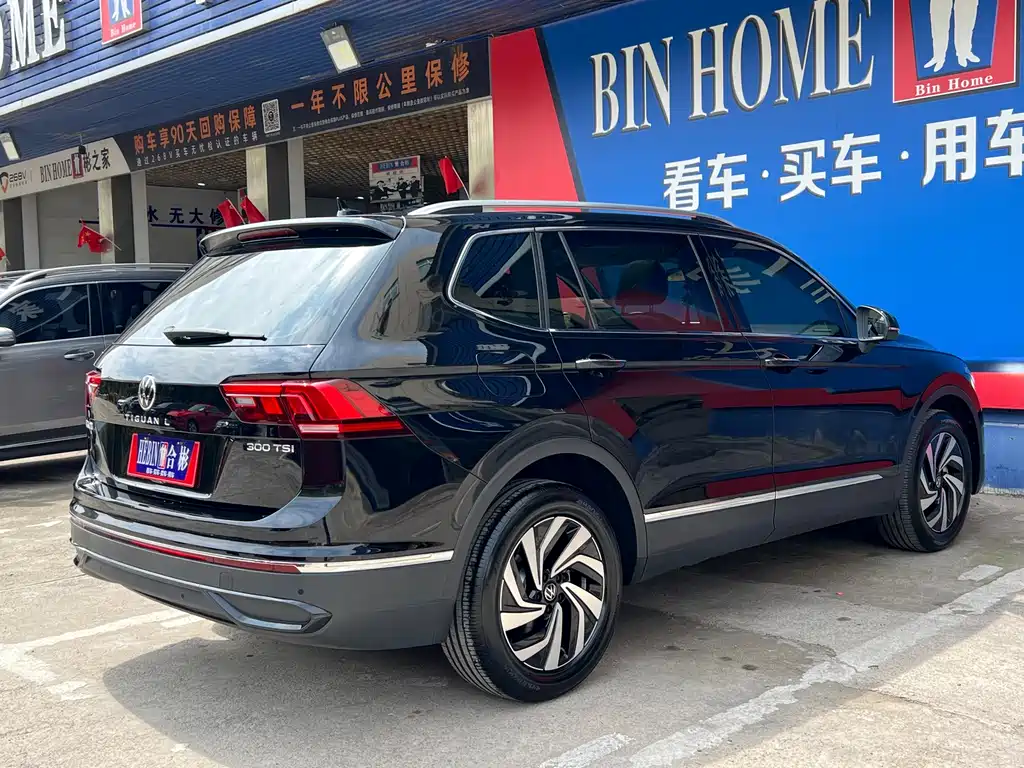 Volkswagen Tiguan L 2025 Outstanding 300TSI Auto FWD Dragon Edition 2025 - thumbnail 7