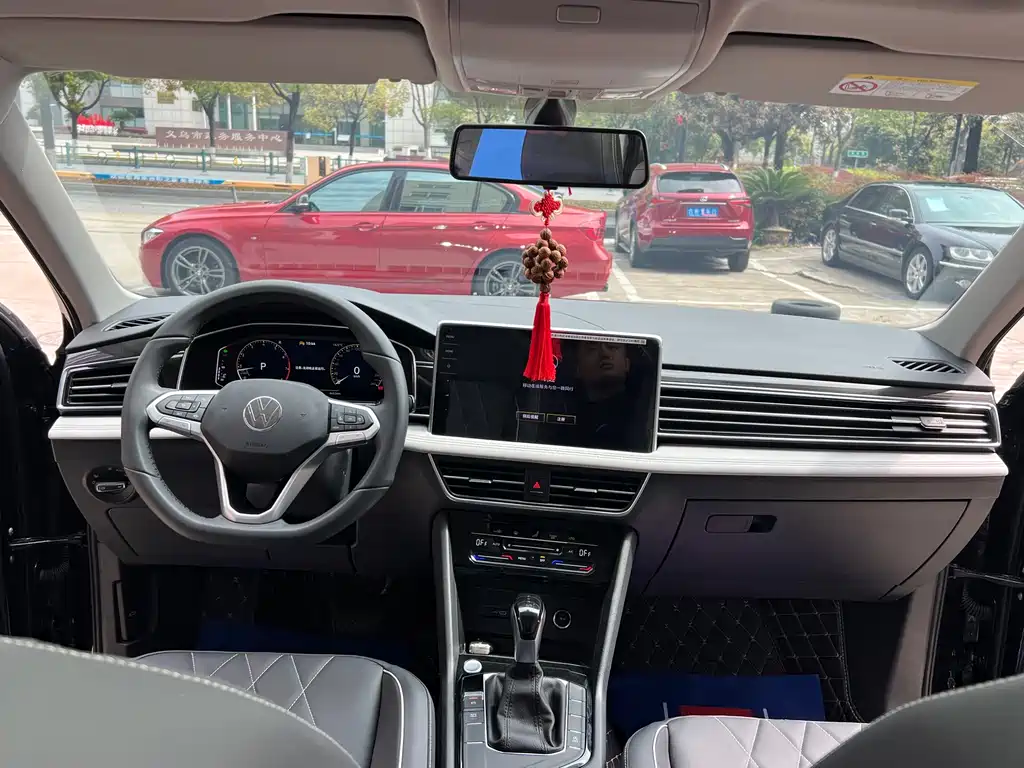 Volkswagen Tiguan L 2025 Outstanding 300TSI Auto FWD Dragon Edition 2025 - thumbnail 19