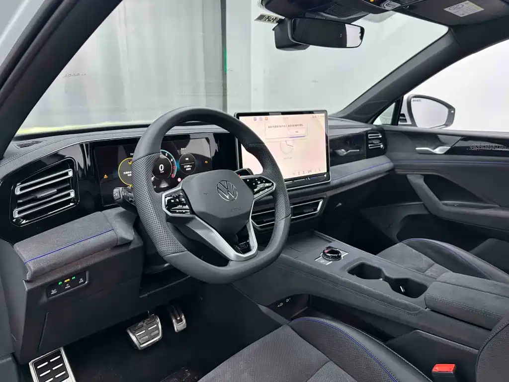 Volkswagen Tiguan L 2025 PRO 380TSI AWD R-Line Intelligent Supreme Edition 2025 - thumbnail 2