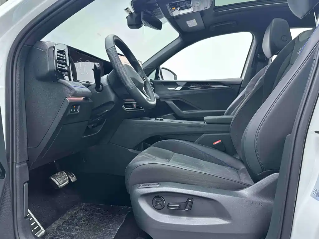 Volkswagen Tiguan L 2025 PRO 380TSI AWD R-Line Intelligent Supreme Edition 2025 - thumbnail 4