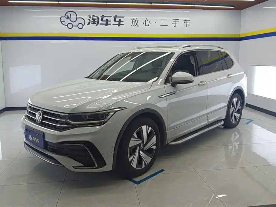 Volkswagen Tiguan L 2023 Facelift 330TSI Auto FWD R-Line Premium Edition 2023
