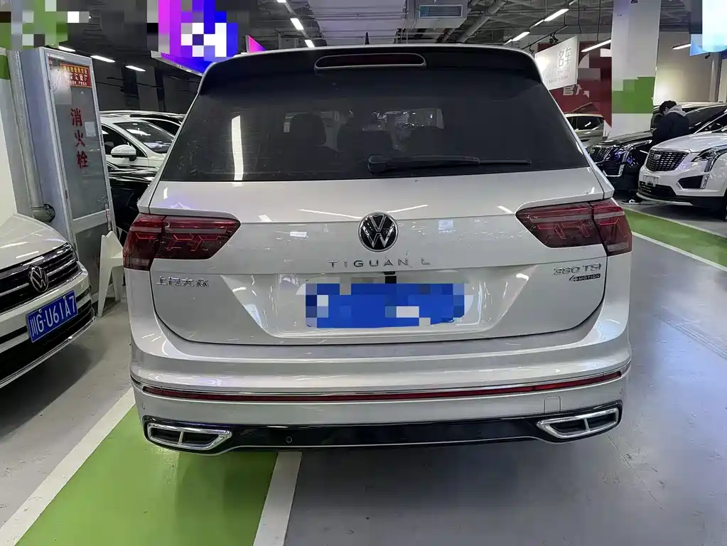 Volkswagen Tiguan L 2022 380TSI AWD R-Line Premium 7-seater 2022 - thumbnail 10