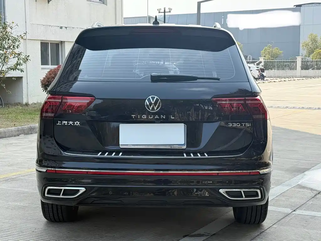 Volkswagen Tiguan L 2022 330TSI Automatic FWD R-Line Flagship Edition 2021 - thumbnail 13