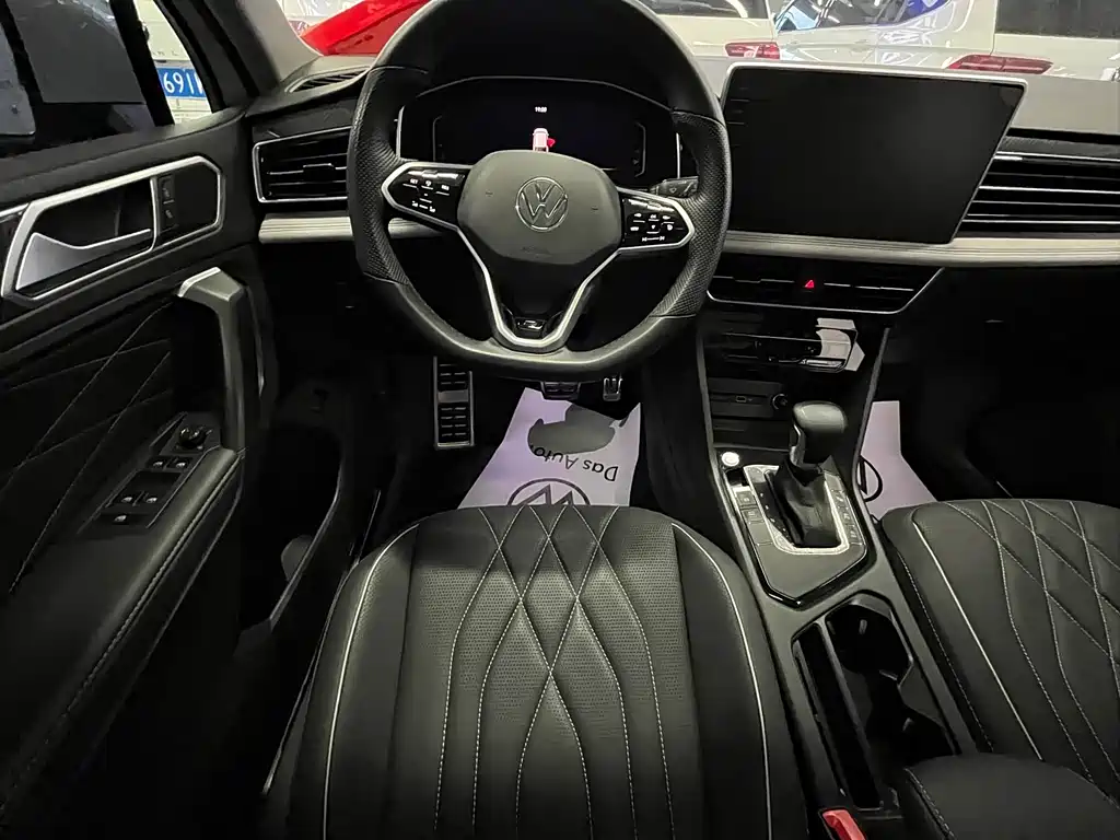 Volkswagen Tiguan L 2022 330TSI R-Line Comfort Edition AWD 2021 - thumbnail 7