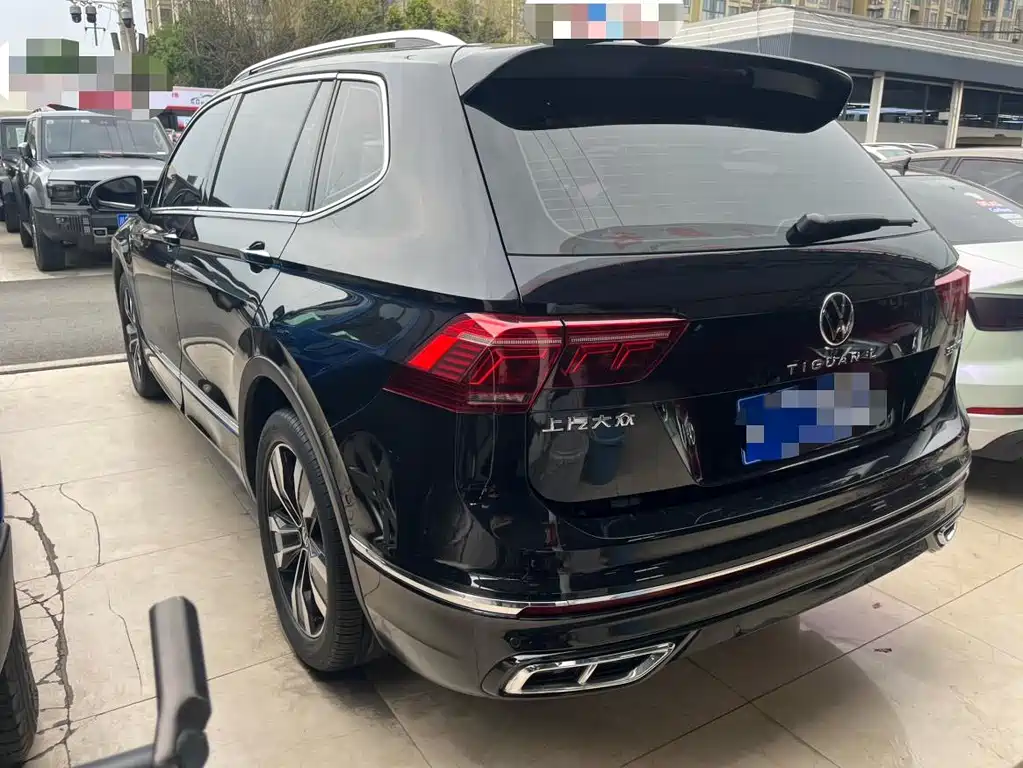 Volkswagen Tiguan L 2022 330TSI R-Line Comfort Edition AWD 2022 - thumbnail 7