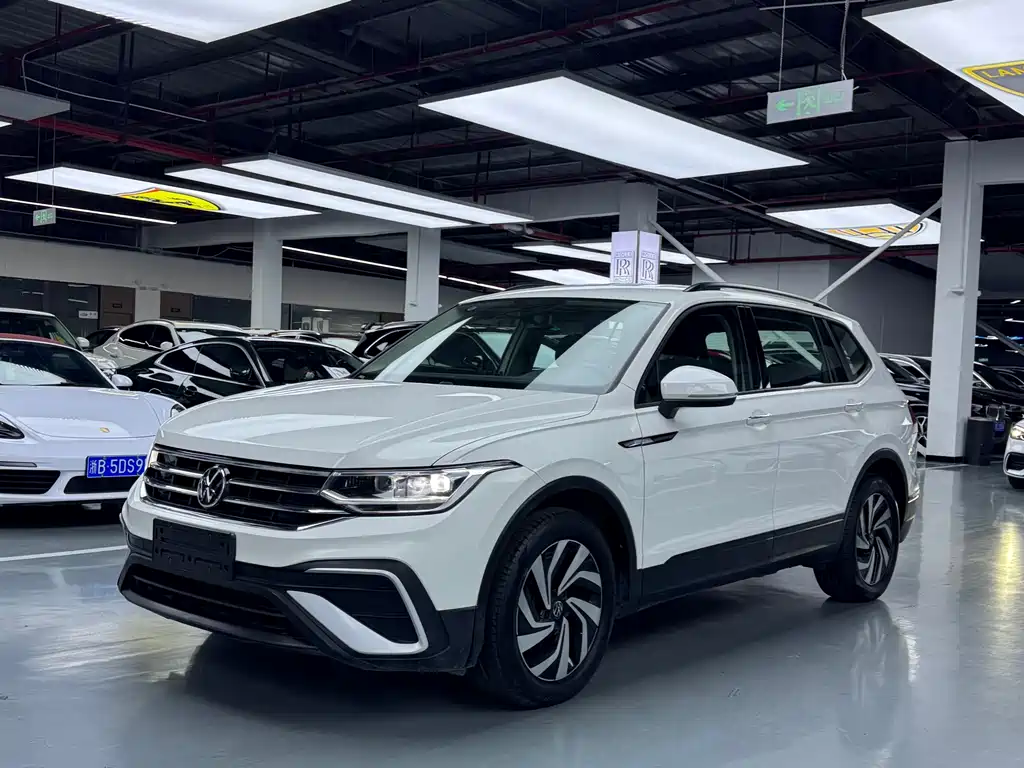 Volkswagen Tiguan L 2022 330TSI Automatic FWD Comfort Edition 2022
