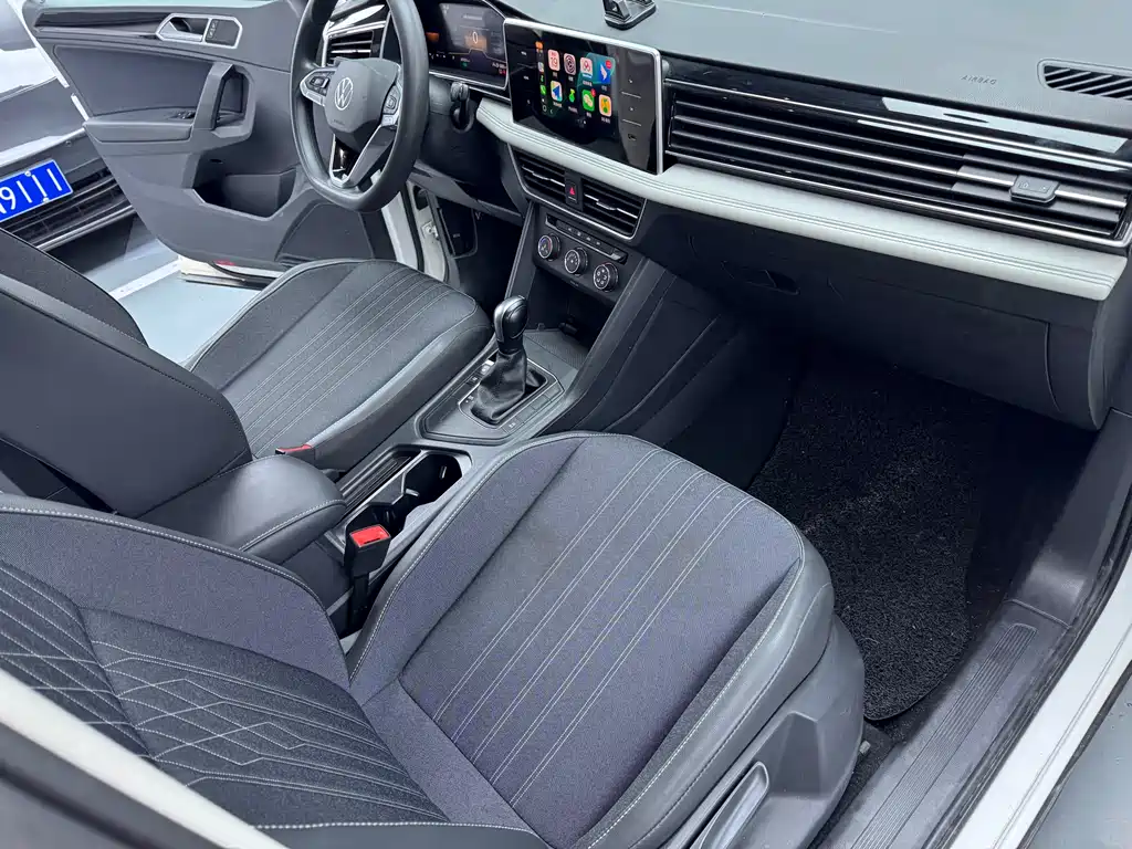 Volkswagen Tiguan L 2022 330TSI Automatic FWD Comfort Edition 2022 - thumbnail 12