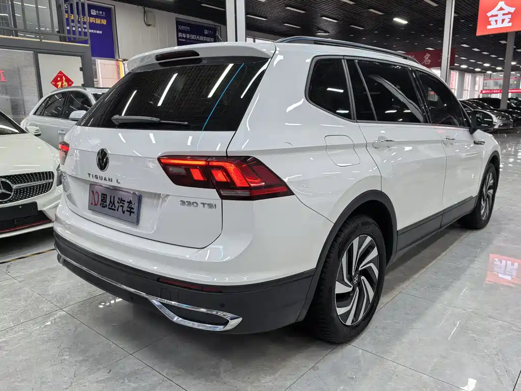 Volkswagen Tiguan L 2022 330TSI Automatic FWD Comfort Edition 2022 - thumbnail 15