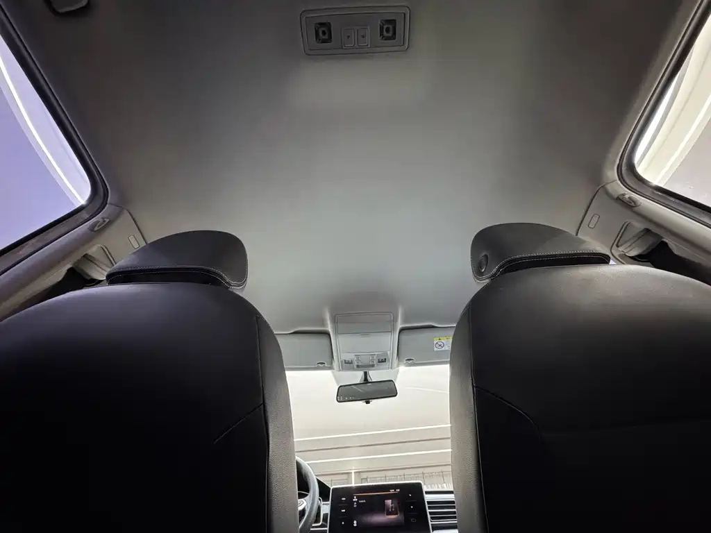 Volkswagen Tiguan L 2022 330TSI Automatic FWD Comfort Edition 2022 - thumbnail 18