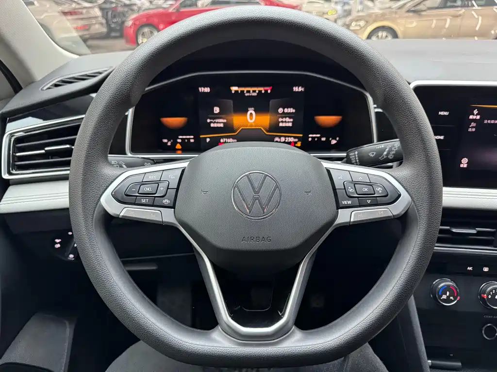Volkswagen Tiguan L 2022 330TSI Automatic FWD Comfort Edition 2022 - thumbnail 20