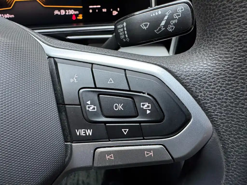 Volkswagen Tiguan L 2022 330TSI Automatic FWD Comfort Edition 2022 - thumbnail 23