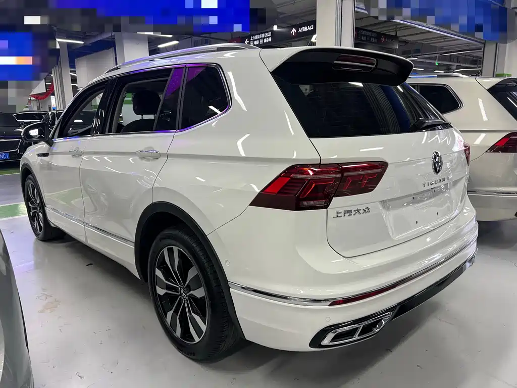 Volkswagen Tiguan L 2022 330TSI Automatic FWD R-Line Edition 2022 - thumbnail 21