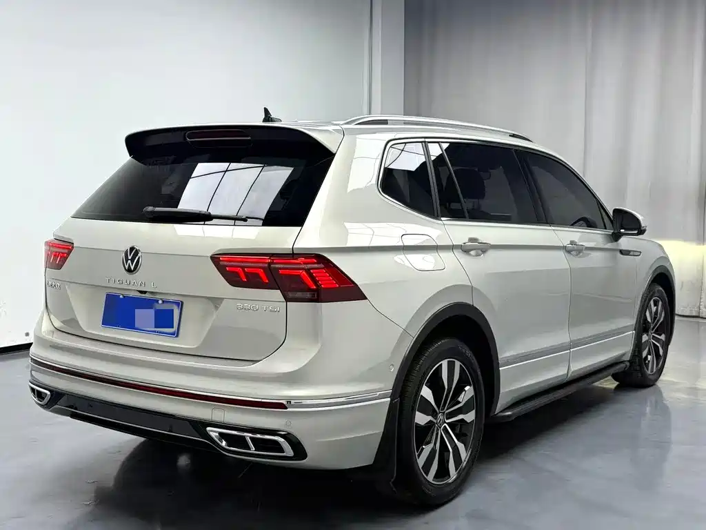 Volkswagen Tiguan L 2022 330TSI Automatic FWD R-Line Comfort Edition 2022 - thumbnail 8